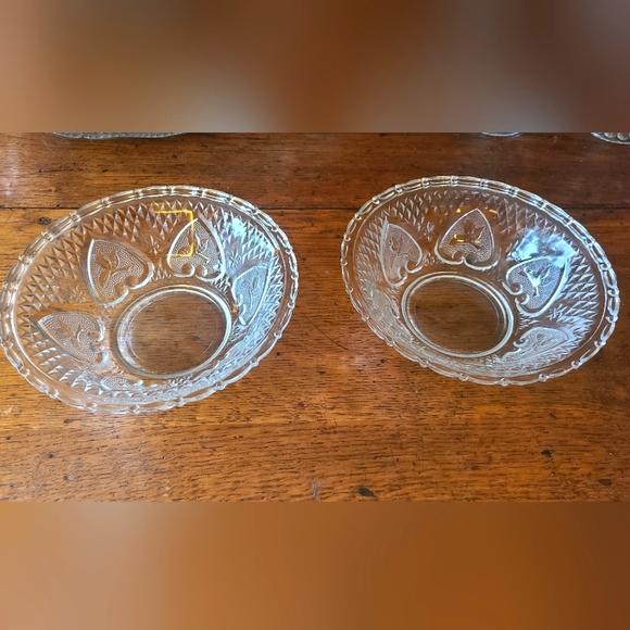 Vintage Kim Indonesia Hearts/Spades Fleur de Lis Cut 7" Glass Serving Bowls - Picture 1 of 5